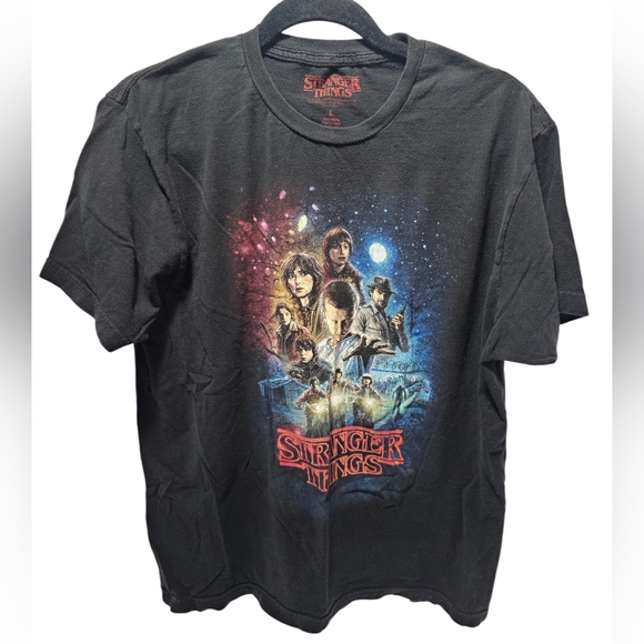 Stranger Things T-Shirt - Picture 1 of 2